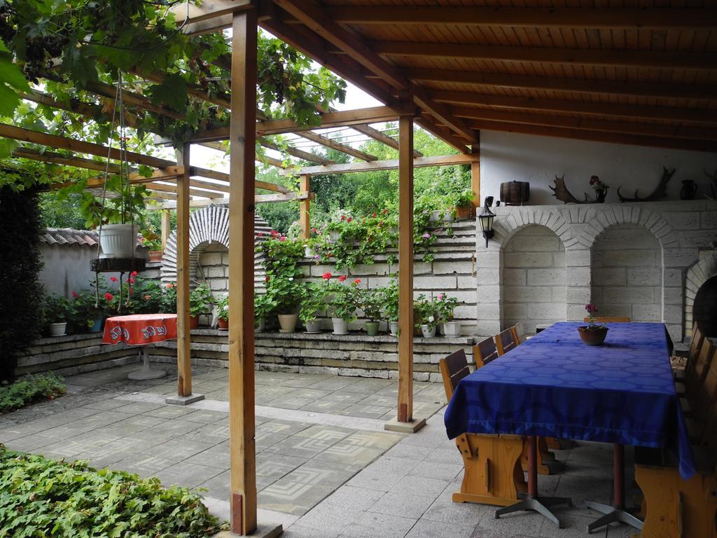 Retro - 19Th Century Guest House บัลชิค ภายนอก รูปภาพ