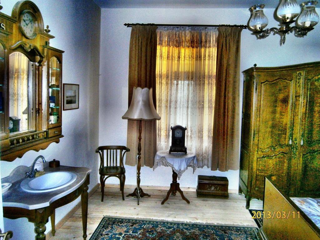 Retro - 19Th Century Guest House บัลชิค ภายนอก รูปภาพ